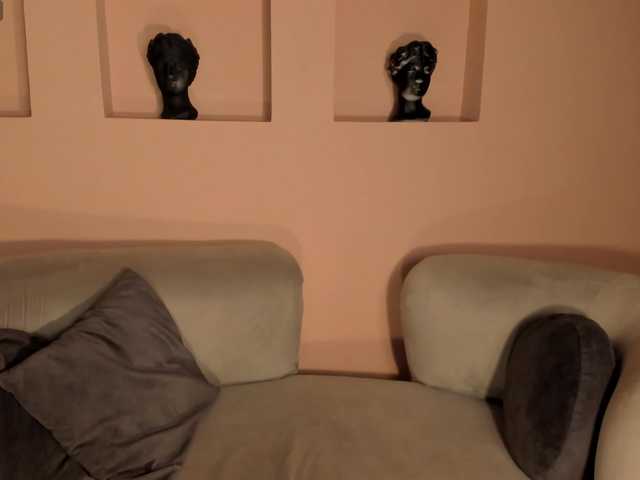 JuliaBanks live cam on BongaCams