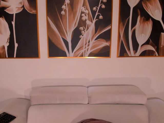 JuliaBanks live webcam show