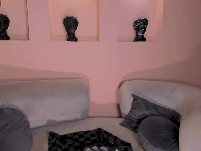 JuliaBanks live cam on BongaCams