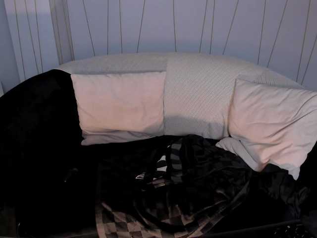 JuliaBanks live cam on BongaCams