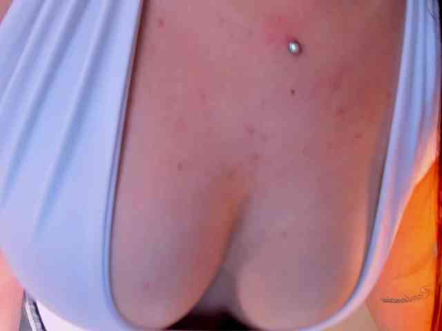 JuliaBanks webcam