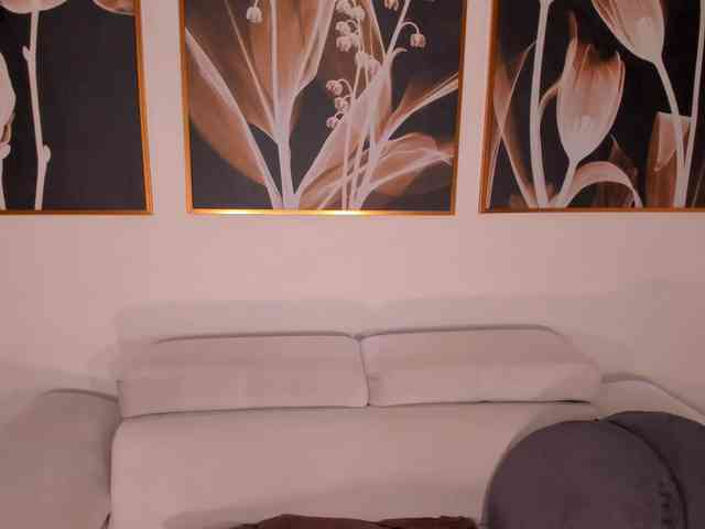 JuliaBanks webcam