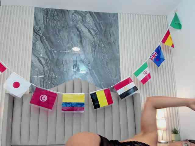 IvannaaFox webcam