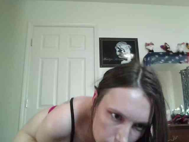 Mrscreamy webcam