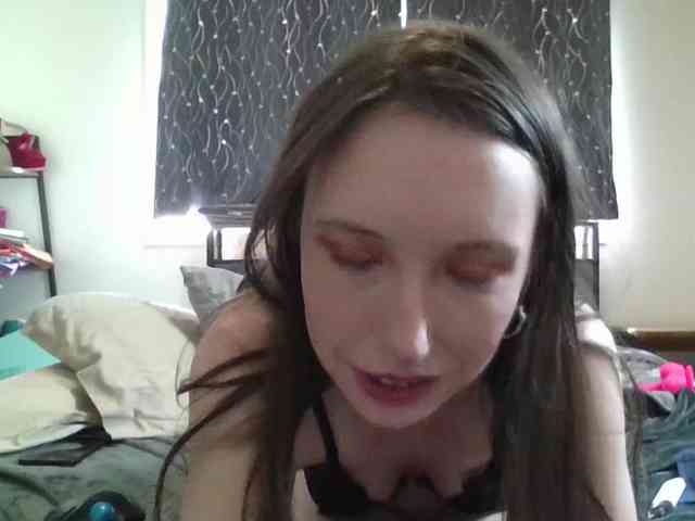 Mrscreamy webcam