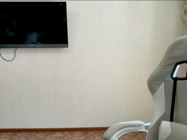 MilanaShalf live webcam show