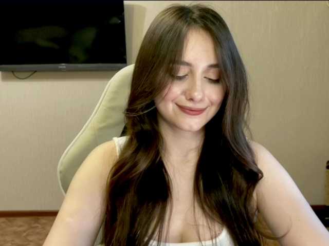 MilanaShalf live cam on BongaCams