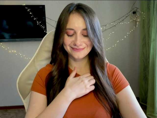 MilanaShalf live webcam show