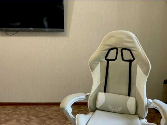 MilanaShalf live cam on BongaCams