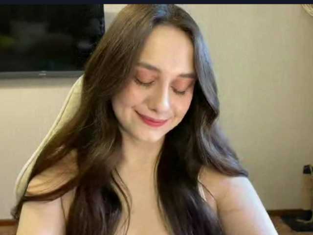 MilanaShalf live cam on BongaCams