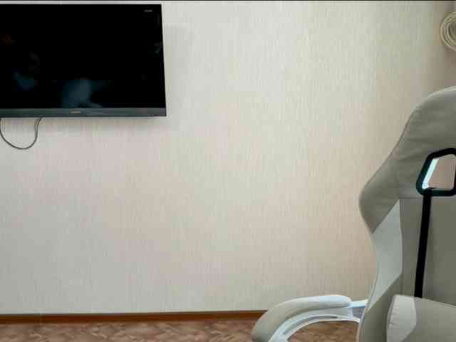 MilanaShalf webcam