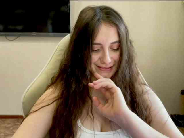 MilanaShalf webcam