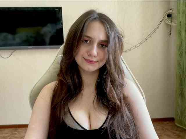 MilanaShalf webcam