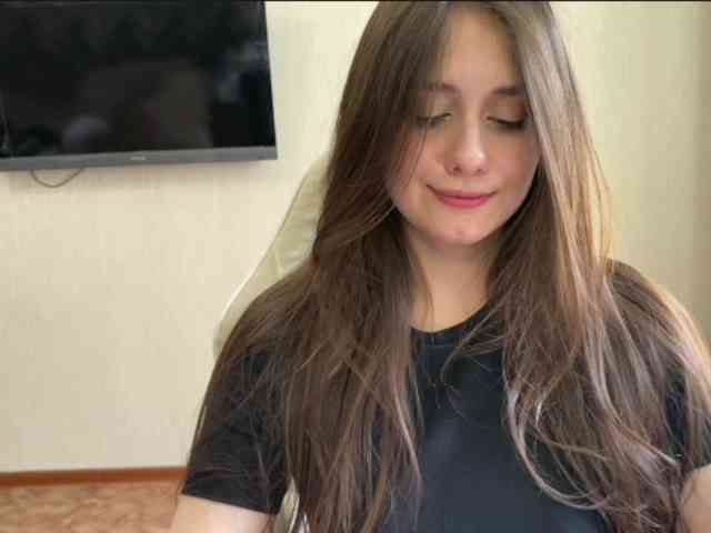 MilanaShalf webcam