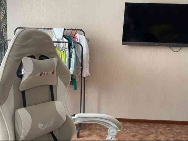 MilanaShalf webcam