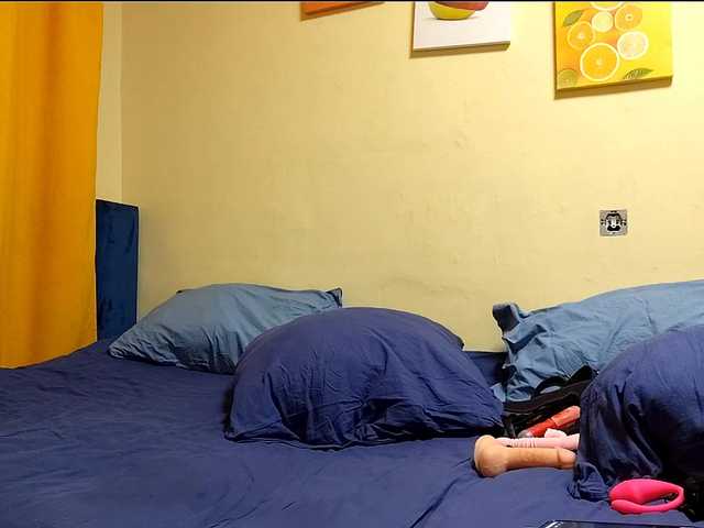 ElizabetHoldon live cam on BongaCams