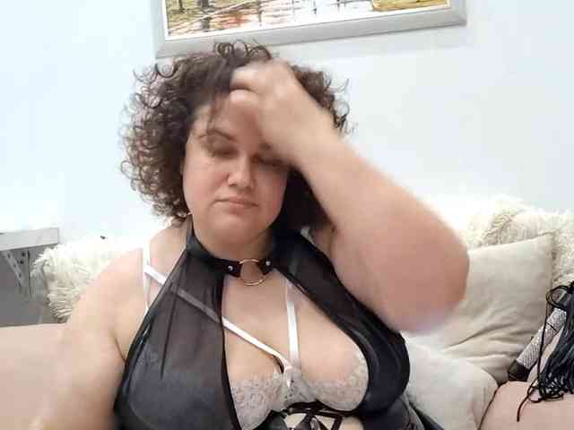 ElizabetHoldon webcam