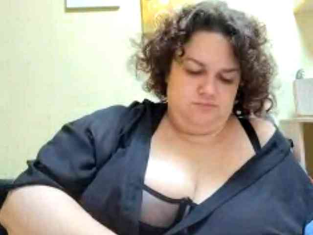 ElizabetHoldon webcam