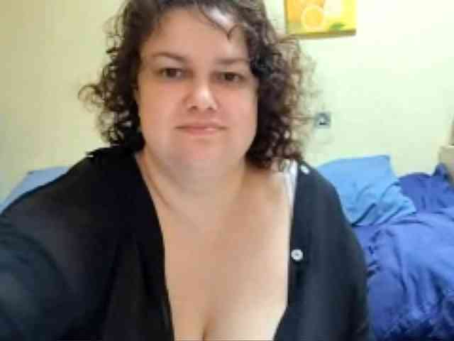 ElizabetHoldon webcam