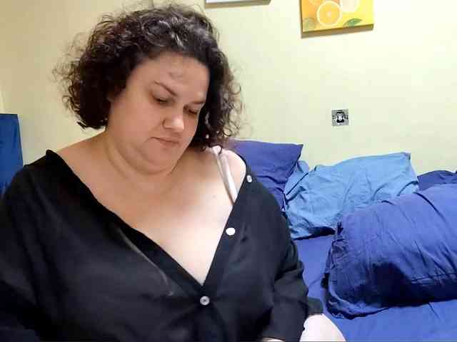 ElizabetHoldon webcam