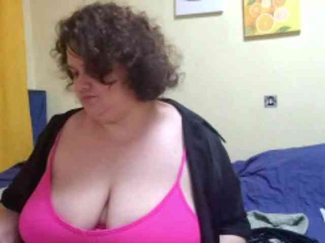 ElizabetHoldon webcam