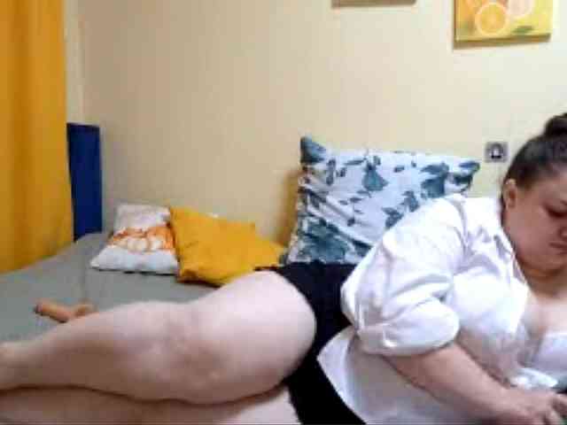 ElizabetHoldon webcam