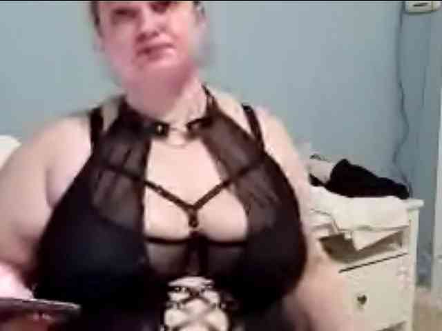 ElizabetHoldon webcam