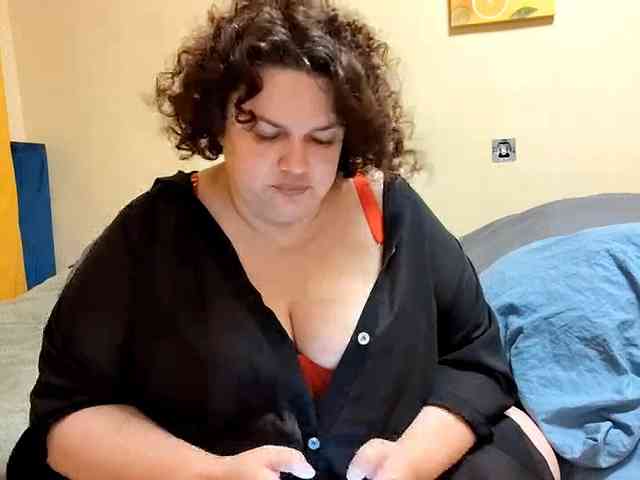 ElizabetHoldon webcam