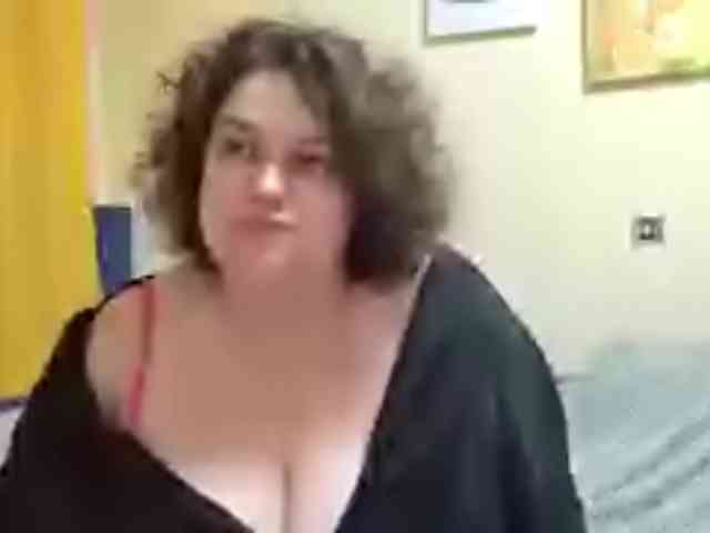 ElizabetHoldon webcam