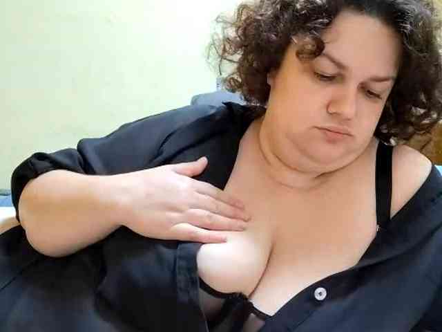 ElizabetHoldon webcam