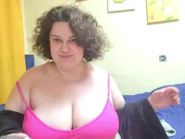 ElizabetHoldon webcam