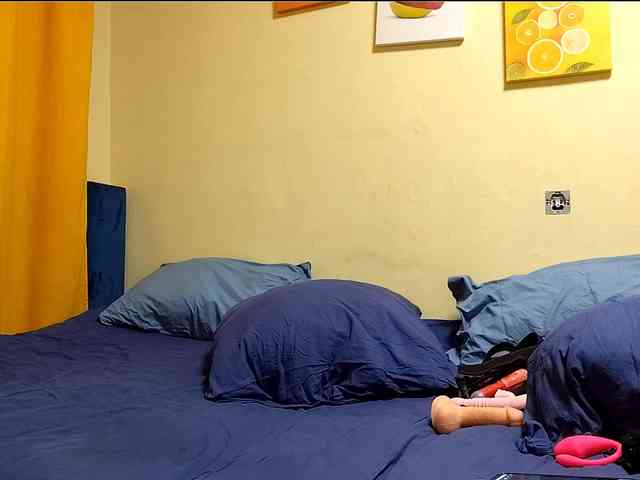 ElizabetHoldon webcam