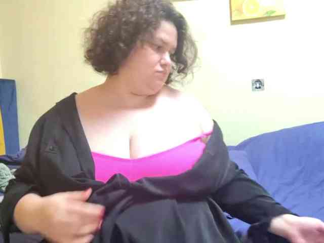 ElizabetHoldon webcam