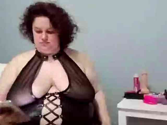ElizabetHoldon webcam
