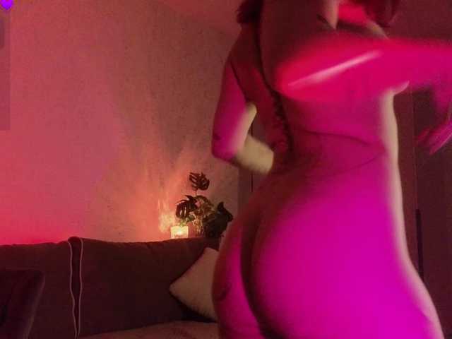Issadora live cam on BongaCams