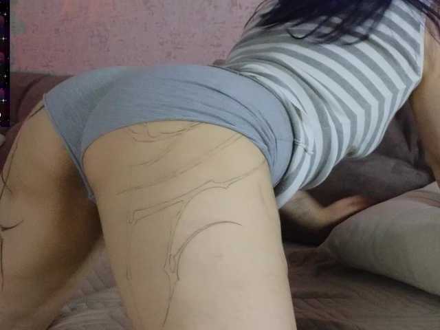 Issadora live cam on BongaCams