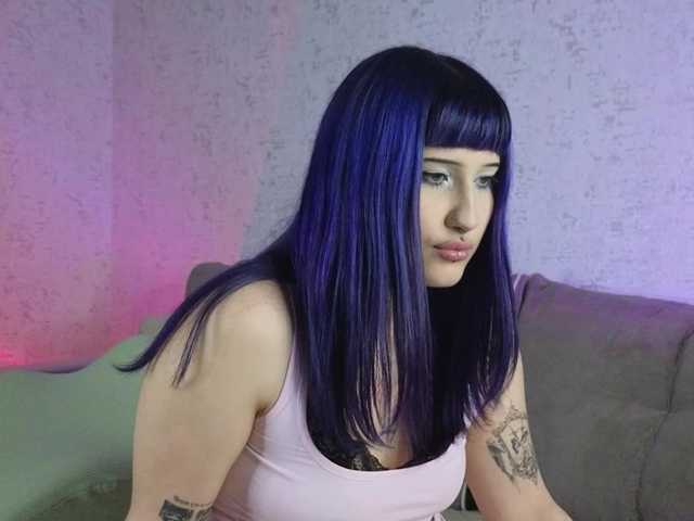 Issadora live cam on BongaCams