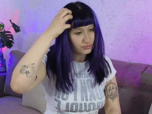 Issadora live cam on BongaCams
