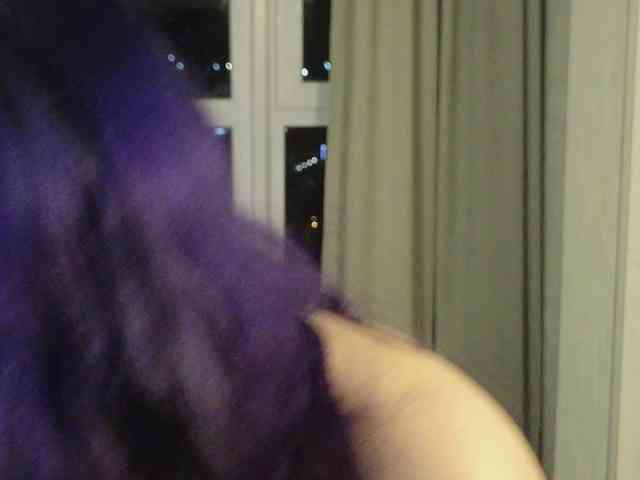 Issadora Sex Cam Show