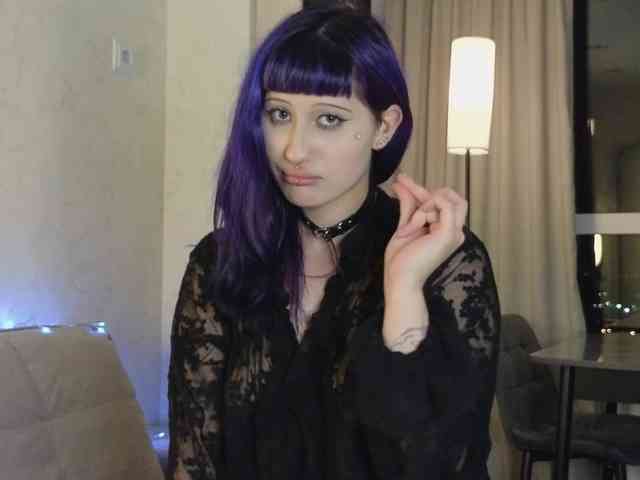 Issadora Sex Cam Show