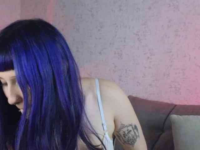 Issadora Sex Cam Show