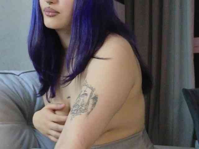 Issadora Sex Cam Show