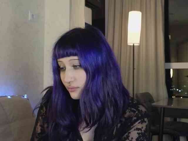 Issadora Sex Cam Show