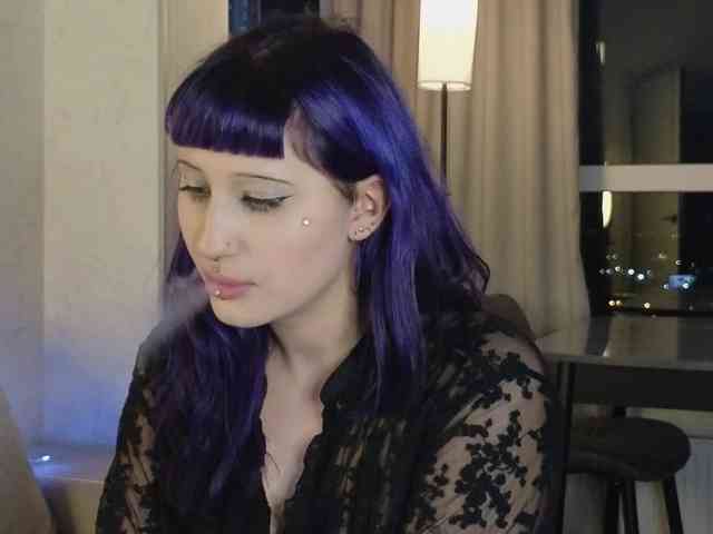 Issadora Sex Cam Show