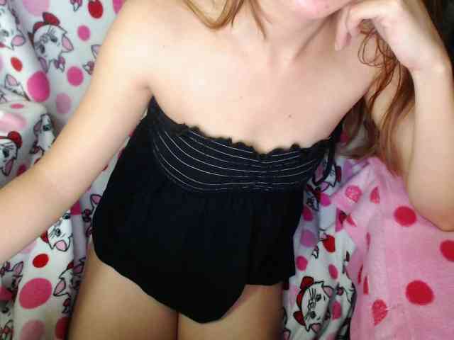 GoddessANNE webcam