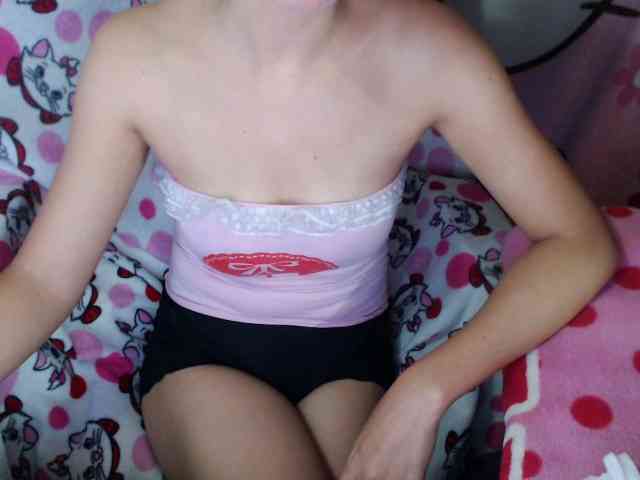 GoddessANNE webcam