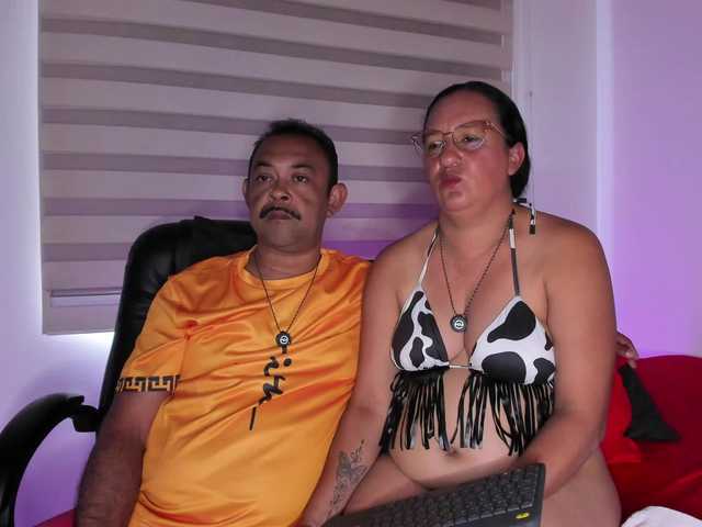 KateAndJohn live cam on BongaCams