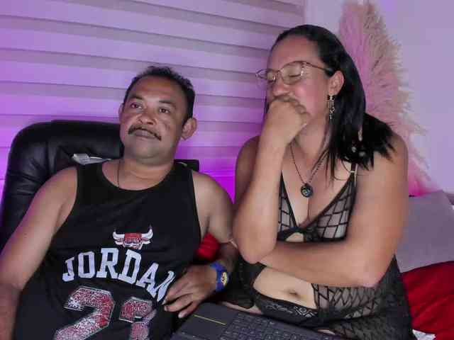 KateAndJohn webcam