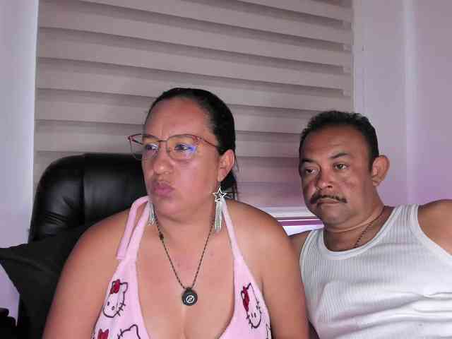 KateAndJohn webcam