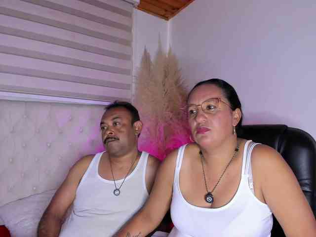 KateAndJohn webcam
